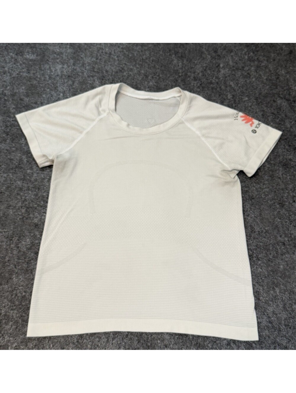Lululemon Houston 10K Womens Size 6 White Running Shirt Short Sleeve Race